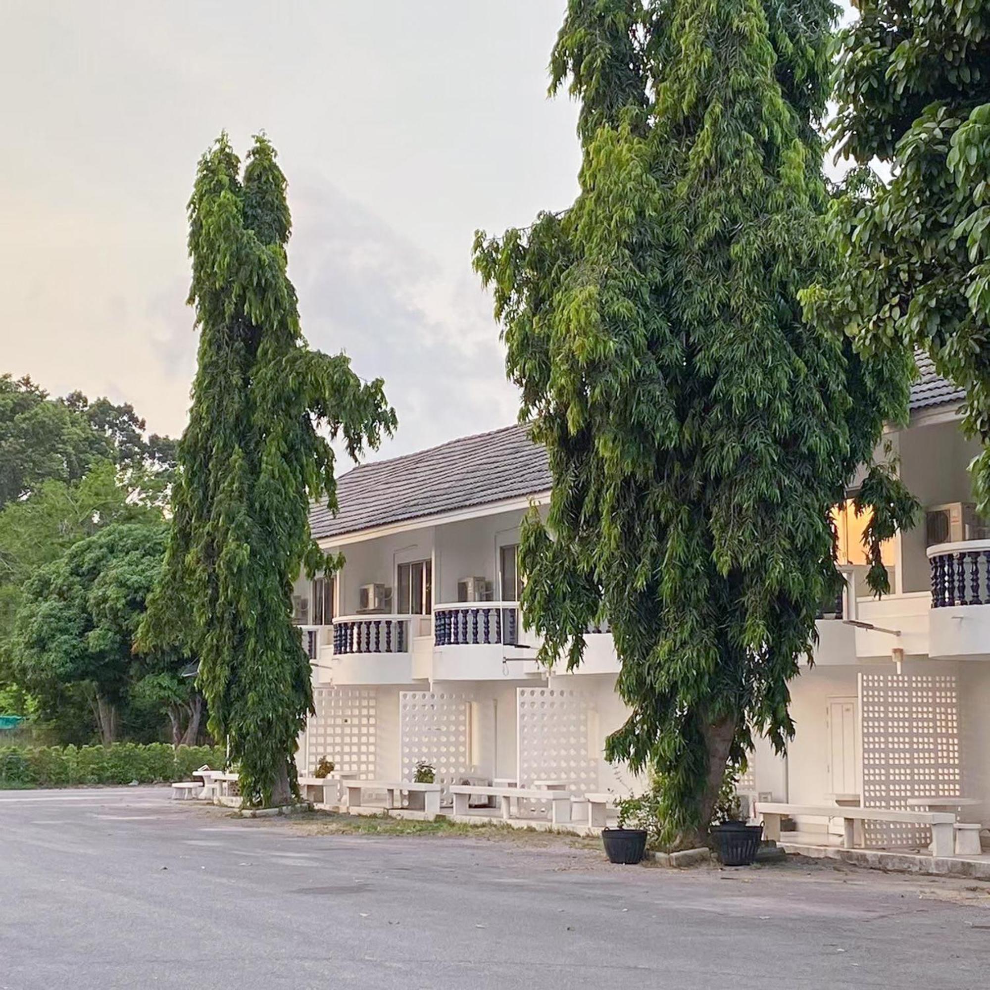 Bangsaphan Resort Bang Saphan Ngoại thất bức ảnh